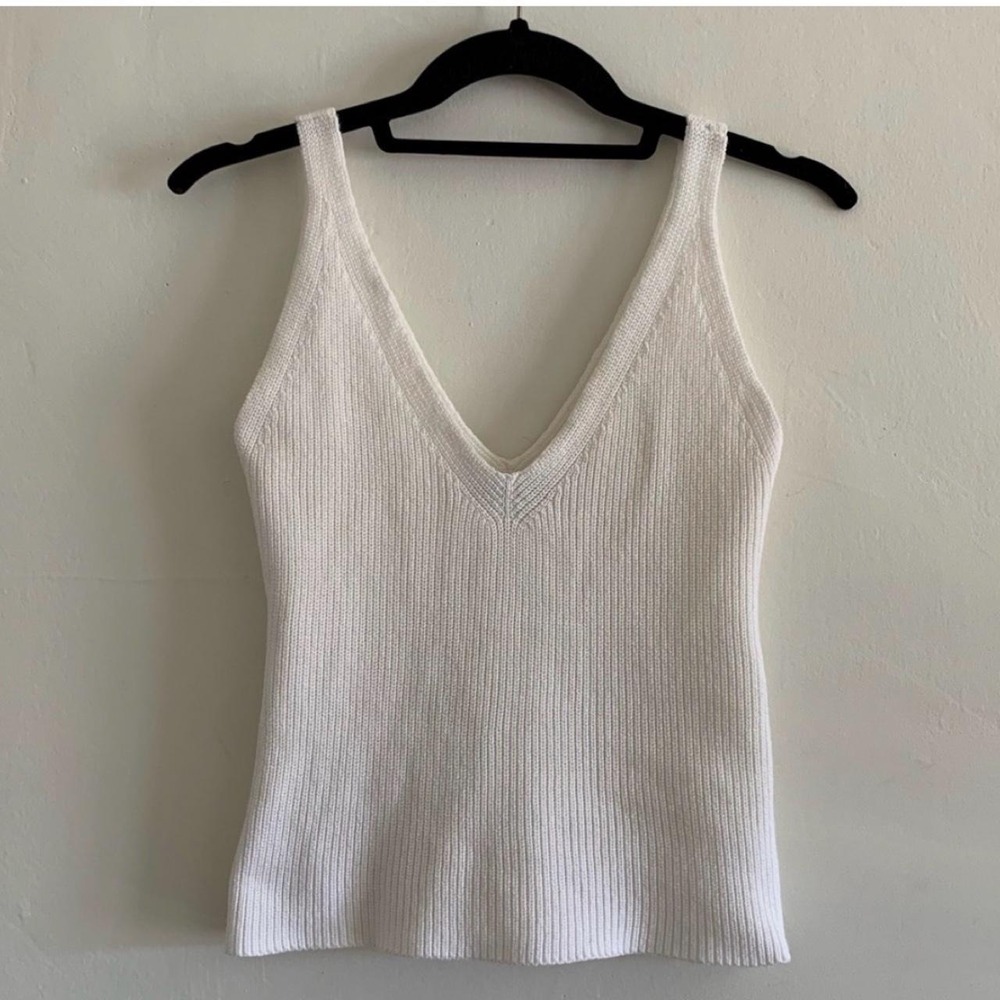 Brandy Melville Knit 100% cotton Tank Top-cream one size